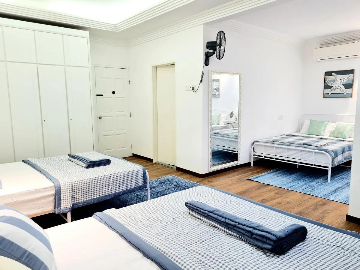 Holiday home 527 Beachhouse L 5 Bedroom With Swimming Pool - 3Min Walk To The Beach Tanjung Bungah