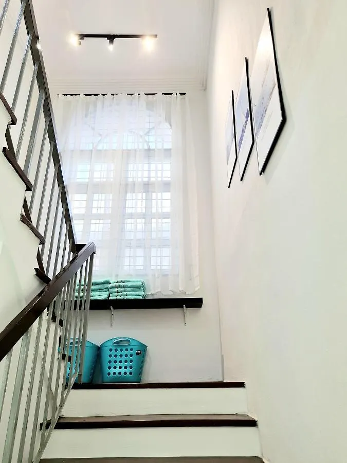 527 Beachhouse L 5 Bedroom With Swimming Pool - 3Min Walk To The Beach Tanjung Bungah  Tanjung Bungah (Penang)