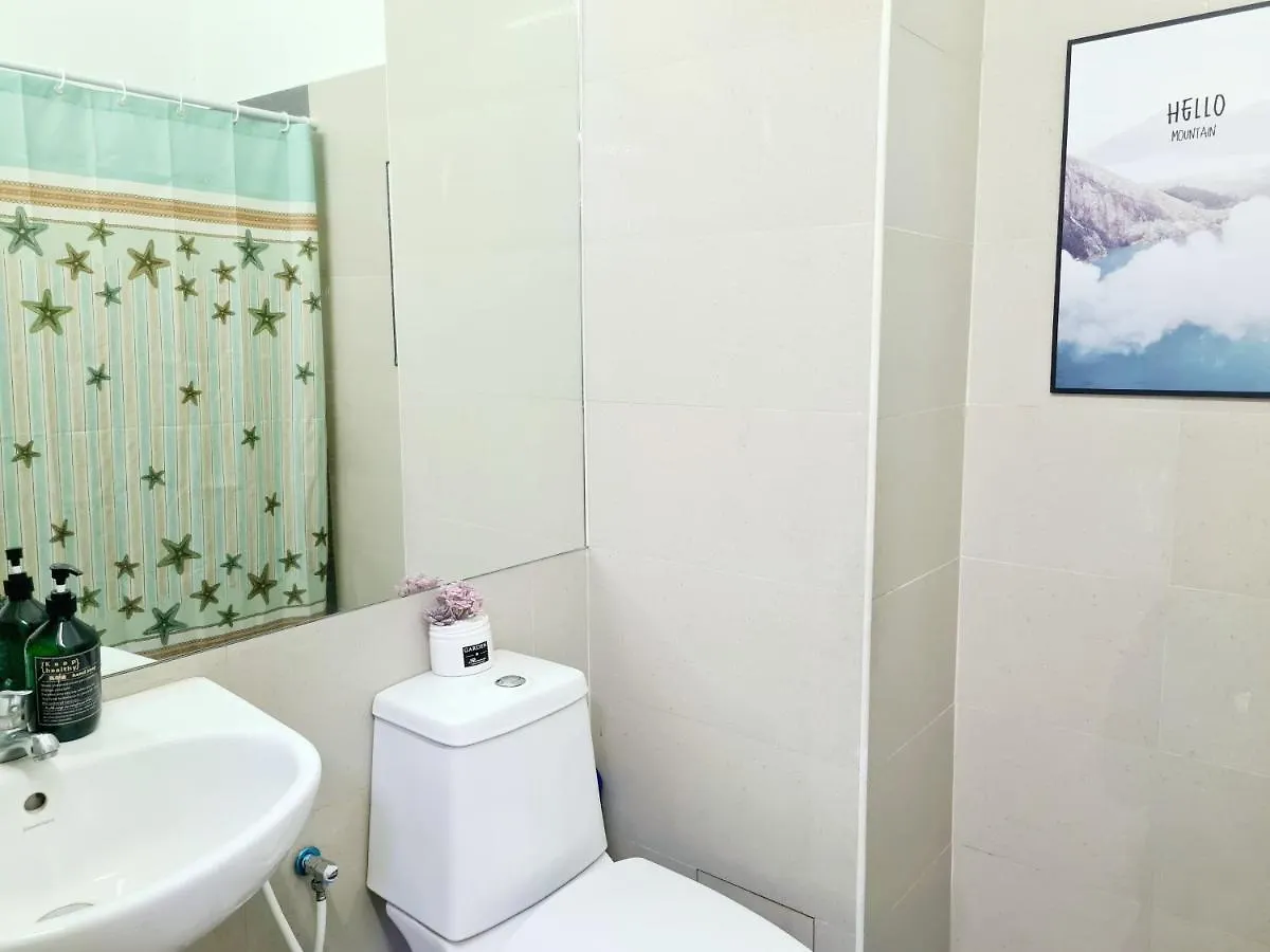 527 Beachhouse L 5 Bedroom With Swimming Pool - 3Min Walk To The Beach Tanjung Bungah  Tanjung Bungah (Penang)